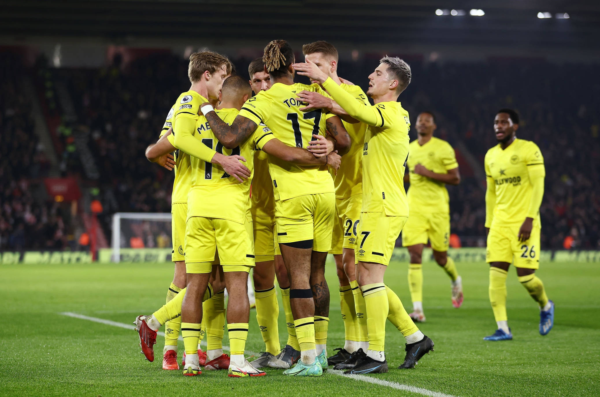 足成了球队 足成了球队